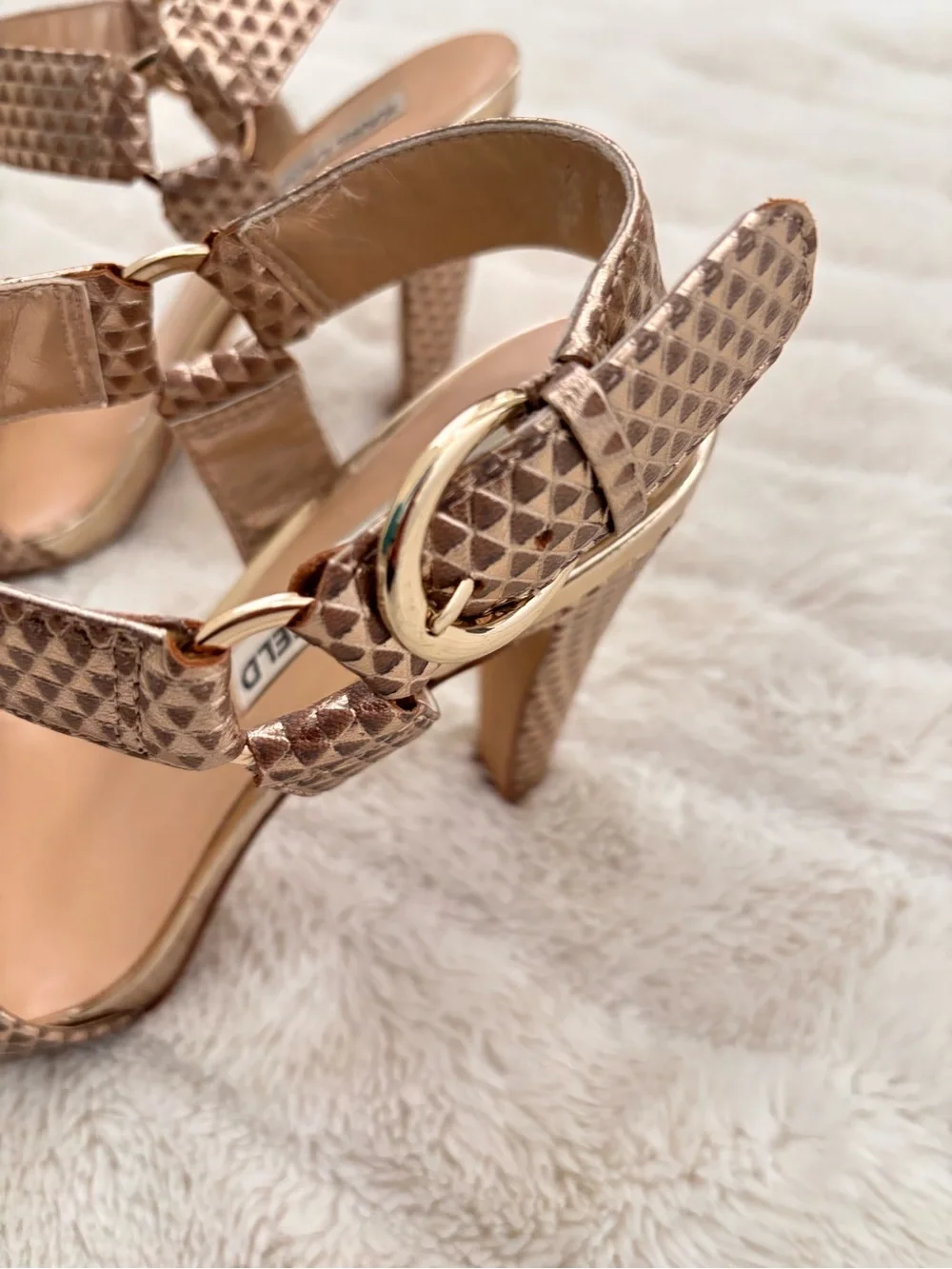 Karl Lagerfeld Paris Gold Textured Block Heel Sandals Size 7
